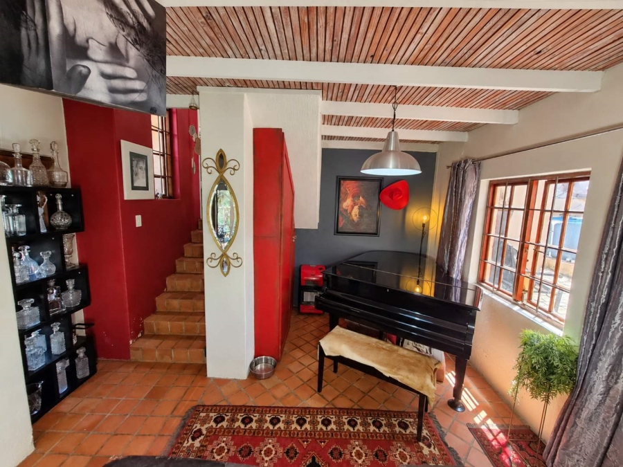 3 Bedroom Property for Sale in Faerie Glen Gauteng