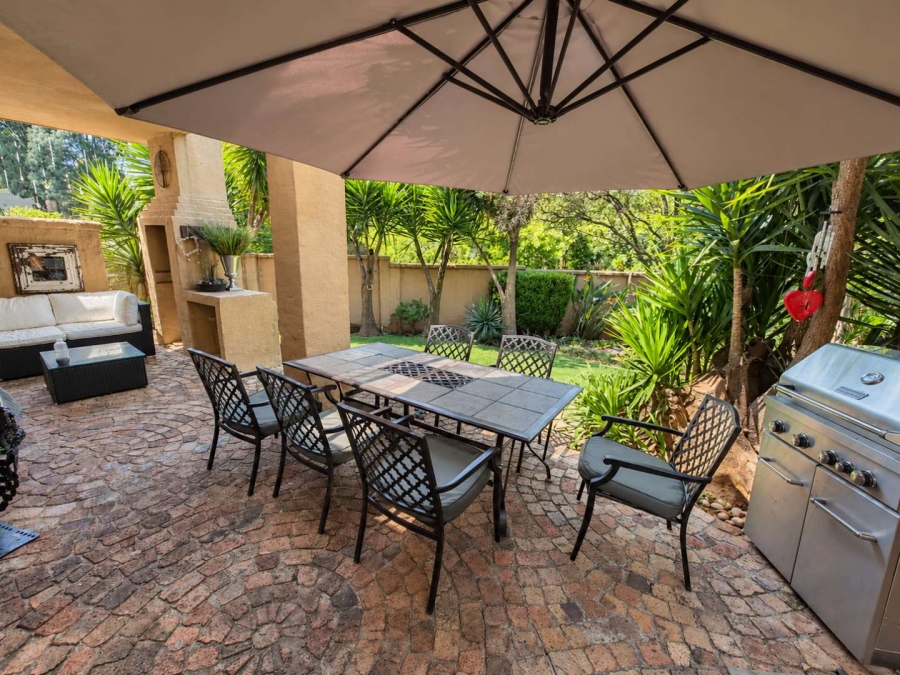 3 Bedroom Property for Sale in Faerie Glen Gauteng
