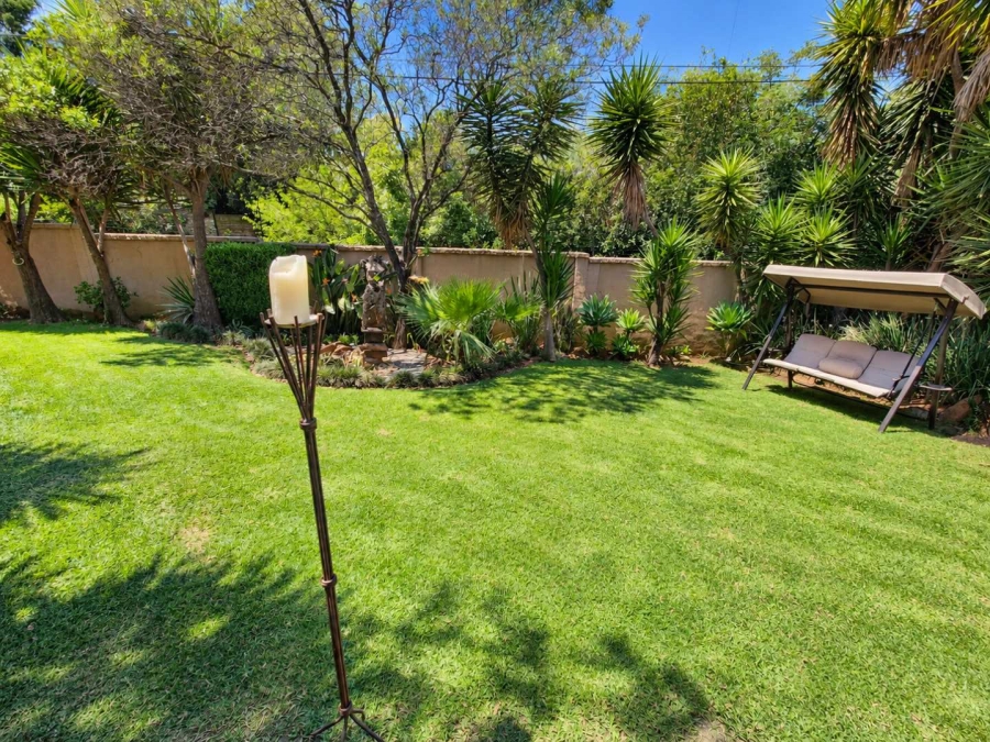 3 Bedroom Property for Sale in Faerie Glen Gauteng