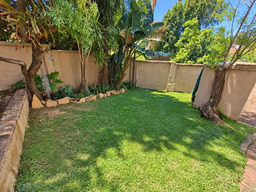 3 Bedroom Property for Sale in Faerie Glen Gauteng