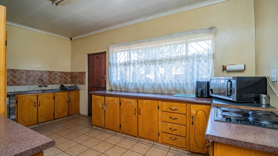 3 Bedroom Property for Sale in Bakerton Gauteng