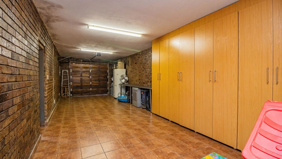 3 Bedroom Property for Sale in Bakerton Gauteng
