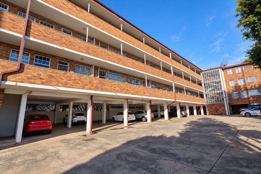 2 Bedroom Property for Sale in Florida Gauteng