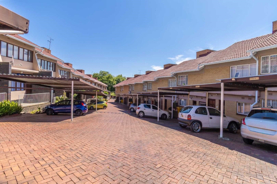 2 Bedroom Property for Sale in Silverfields Gauteng