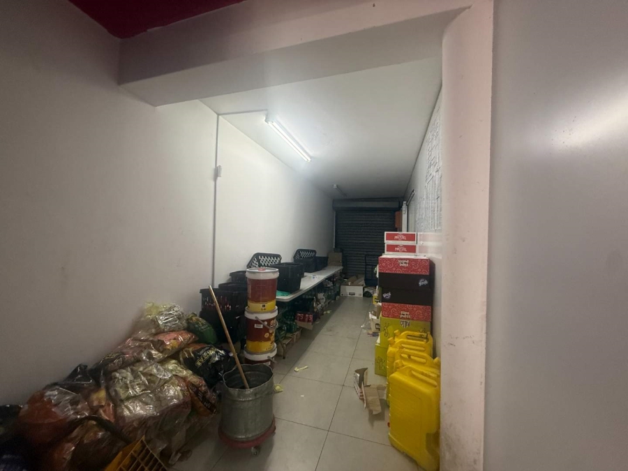 To Let Commercial Property for Rent in Pineslopes Gauteng