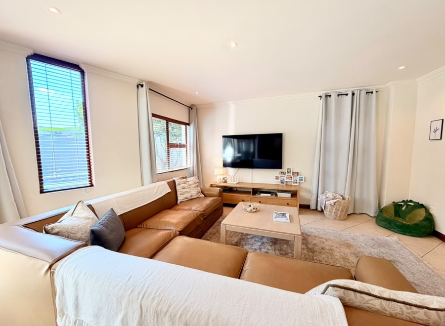 To Let 4 Bedroom Property for Rent in Meyersdal Gauteng