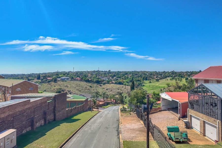 3 Bedroom Property for Sale in Rant En Dal Gauteng
