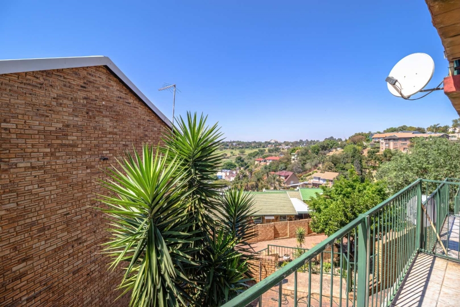 3 Bedroom Property for Sale in Rant En Dal Gauteng