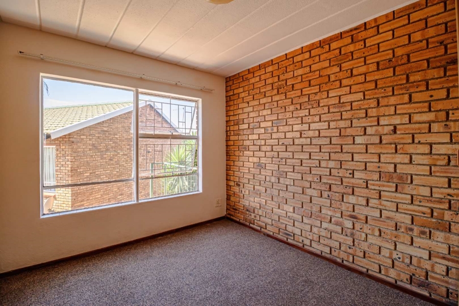 3 Bedroom Property for Sale in Rant En Dal Gauteng