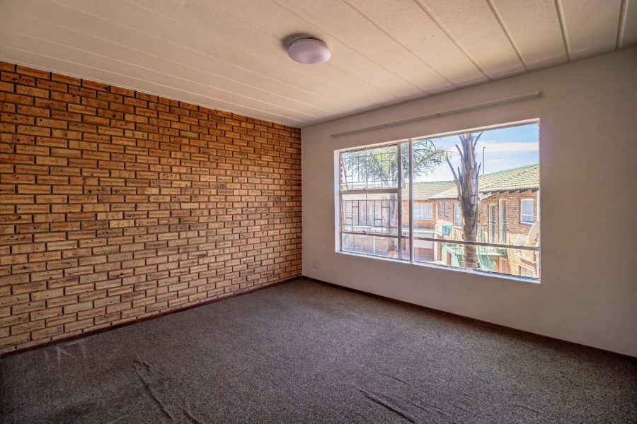 3 Bedroom Property for Sale in Rant En Dal Gauteng
