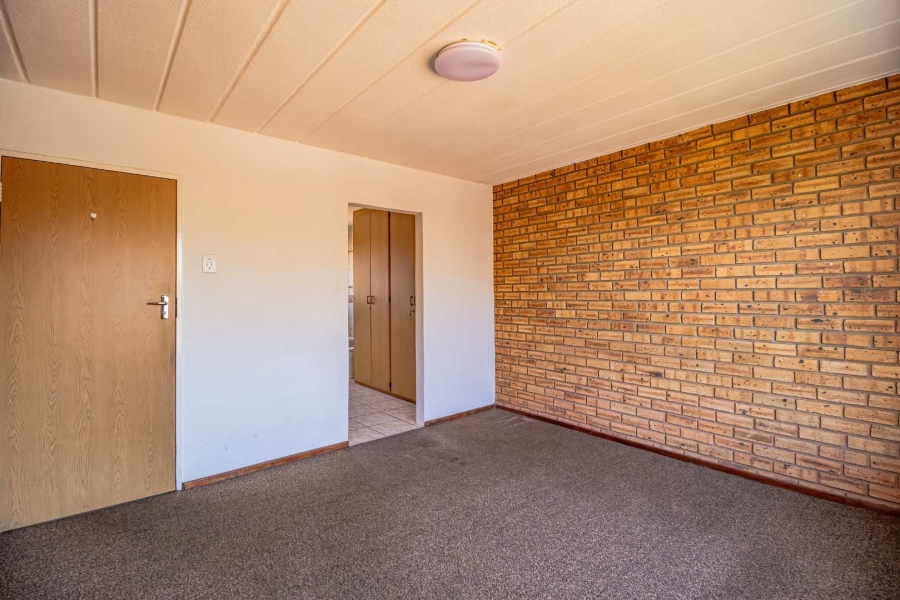 3 Bedroom Property for Sale in Rant En Dal Gauteng