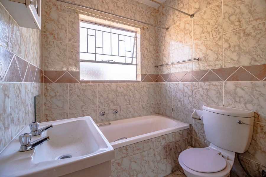 3 Bedroom Property for Sale in Rant En Dal Gauteng