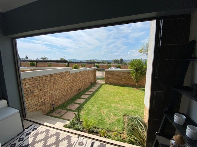 To Let 3 Bedroom Property for Rent in Barbeque Downs Gauteng