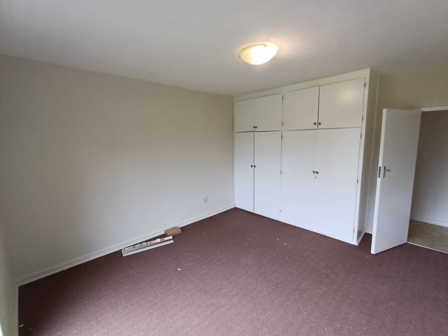 To Let 1 Bedroom Property for Rent in Kloofendal Gauteng