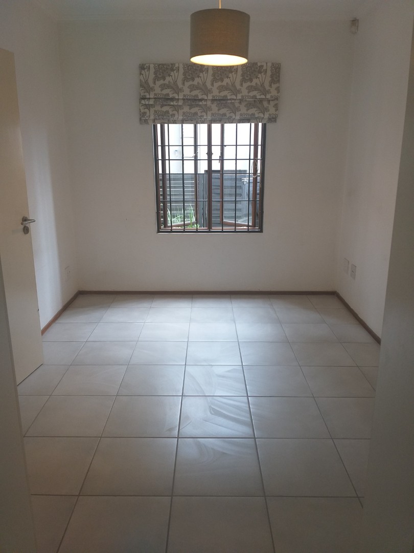 To Let 1 Bedroom Property for Rent in Rivonia Gauteng