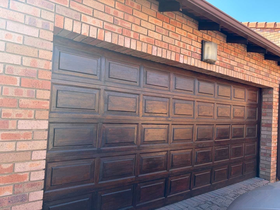 To Let 3 Bedroom Property for Rent in Noordhang Gauteng