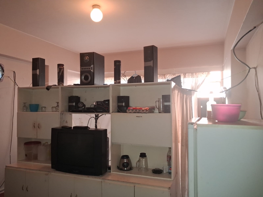 2 Bedroom Property for Sale in Hillbrow Gauteng
