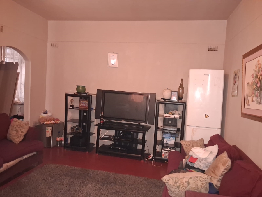 2 Bedroom Property for Sale in Hillbrow Gauteng