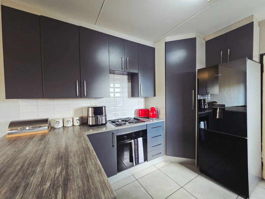 To Let 1 Bedroom Property for Rent in Strubensvallei Gauteng