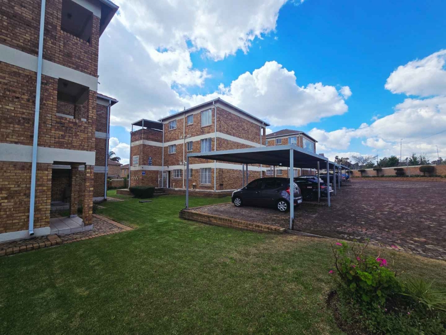 To Let 1 Bedroom Property for Rent in Strubensvallei Gauteng