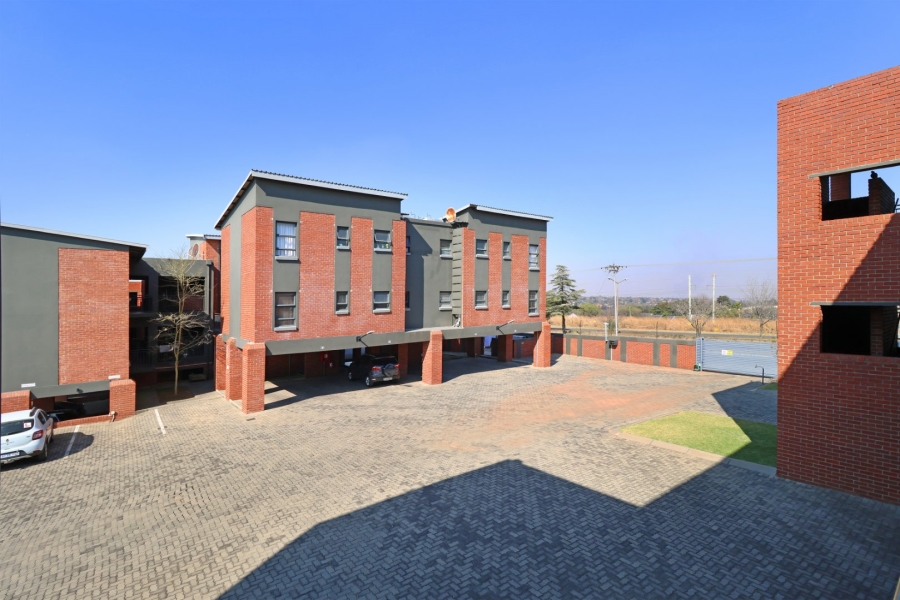 3 Bedroom Property for Sale in Silverfields Gauteng