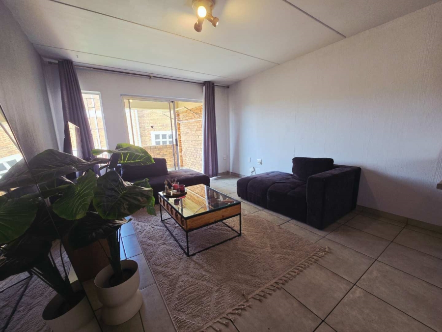 1 Bedroom Property for Sale in Strubensvallei Gauteng