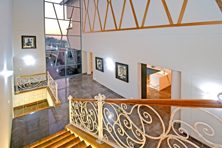 5 Bedroom Property for Sale in Poortview Gauteng