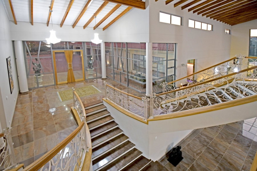 5 Bedroom Property for Sale in Poortview Gauteng