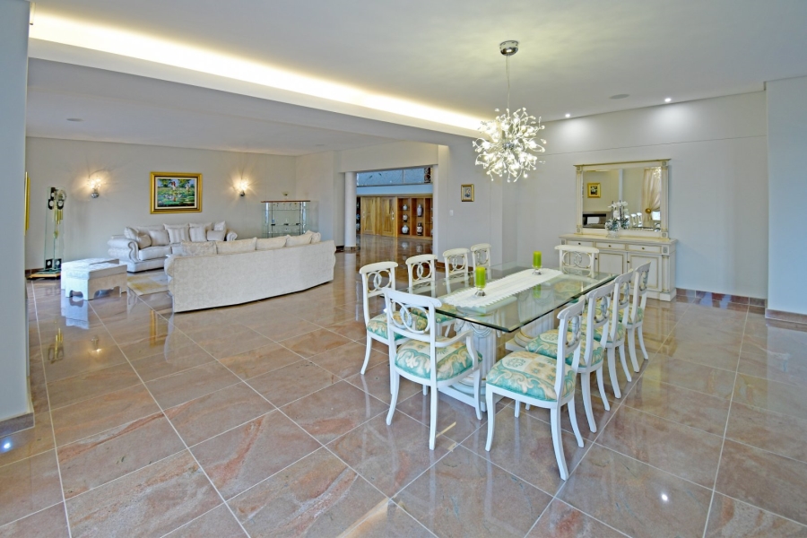5 Bedroom Property for Sale in Poortview Gauteng