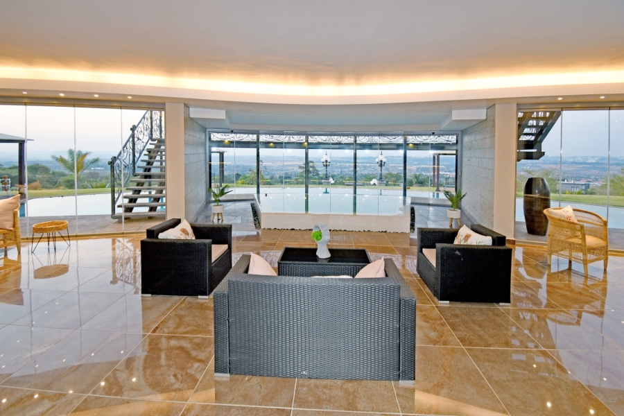 5 Bedroom Property for Sale in Poortview Gauteng