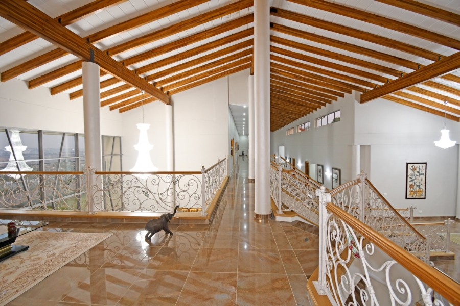 5 Bedroom Property for Sale in Poortview Gauteng