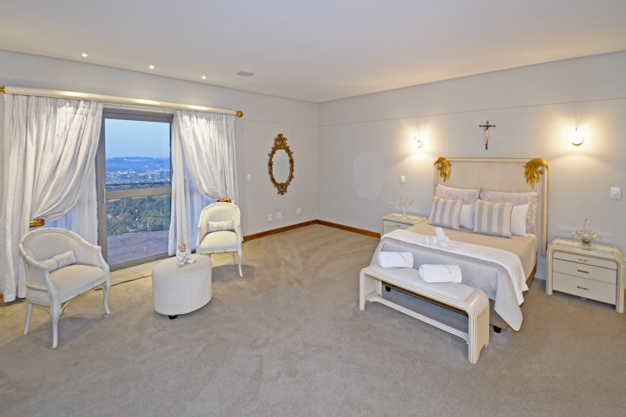 5 Bedroom Property for Sale in Poortview Gauteng