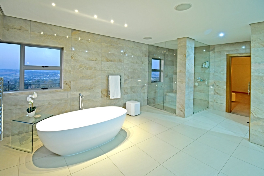 5 Bedroom Property for Sale in Poortview Gauteng
