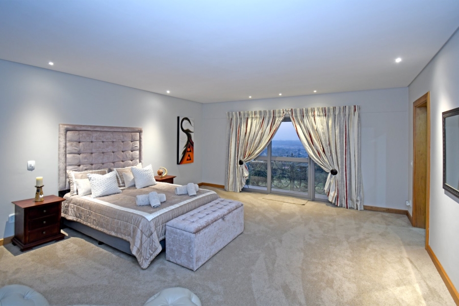 5 Bedroom Property for Sale in Poortview Gauteng