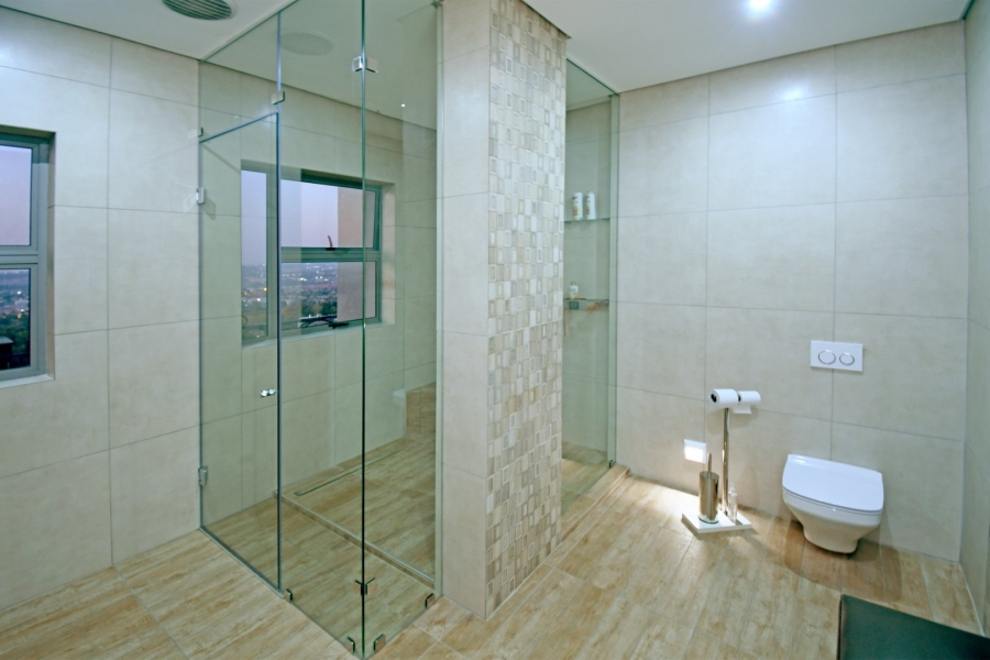 5 Bedroom Property for Sale in Poortview Gauteng