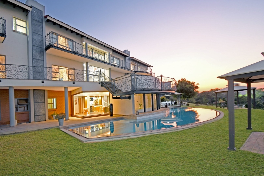 5 Bedroom Property for Sale in Poortview Gauteng