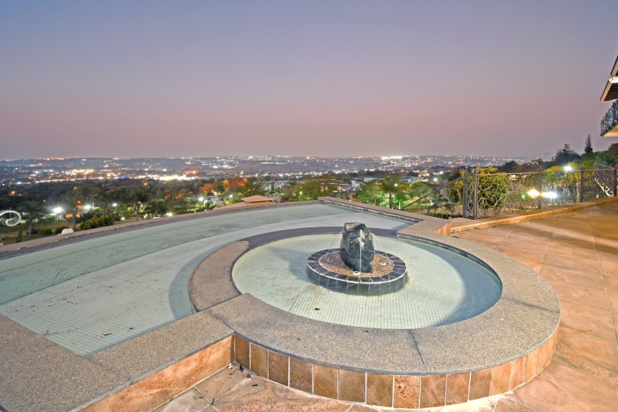 5 Bedroom Property for Sale in Poortview Gauteng