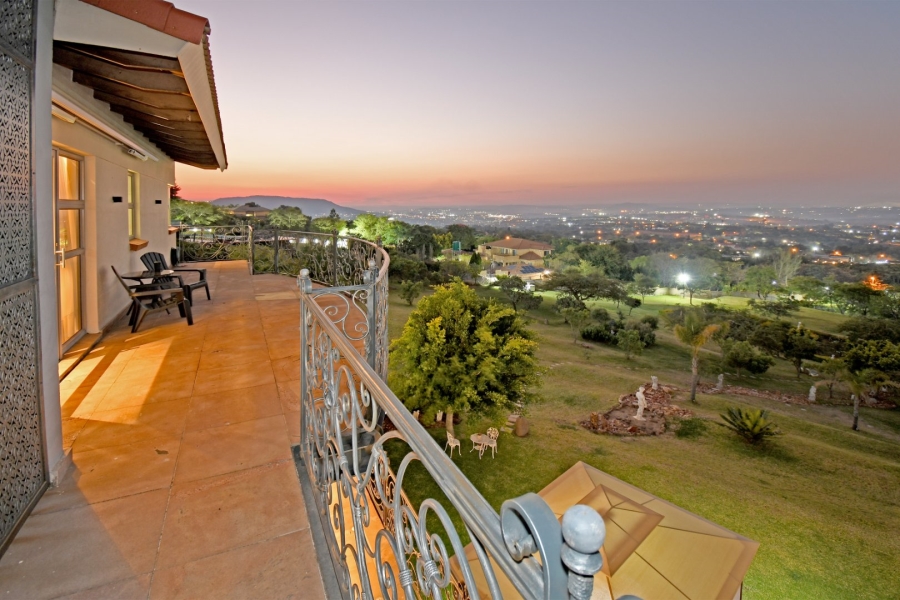 5 Bedroom Property for Sale in Poortview Gauteng