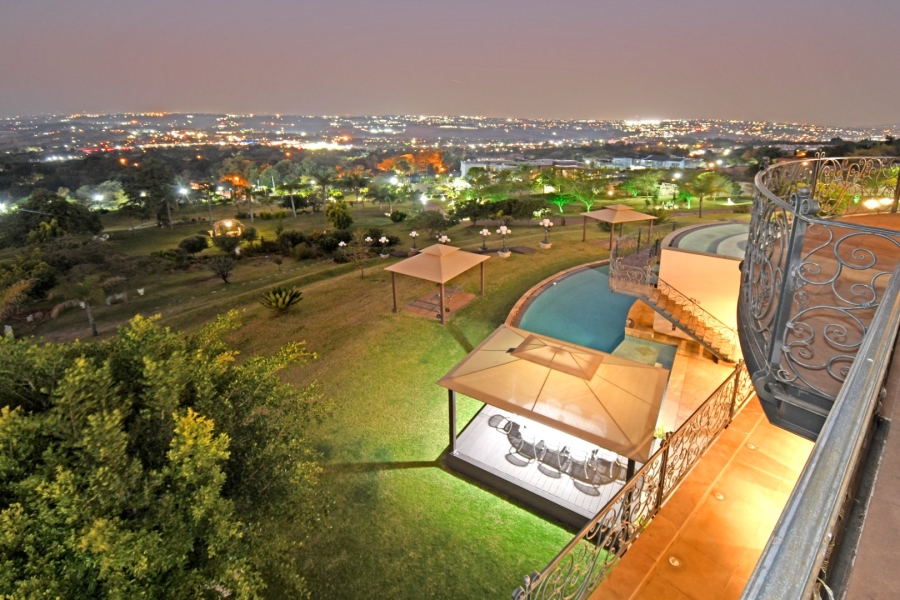 5 Bedroom Property for Sale in Poortview Gauteng