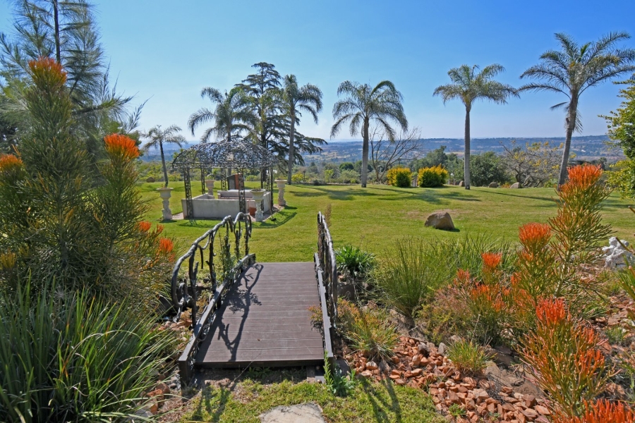5 Bedroom Property for Sale in Poortview Gauteng