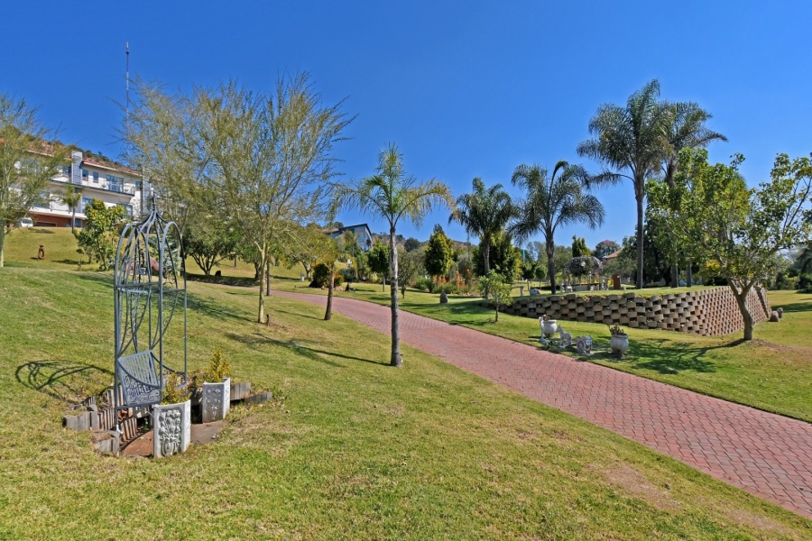 5 Bedroom Property for Sale in Poortview Gauteng