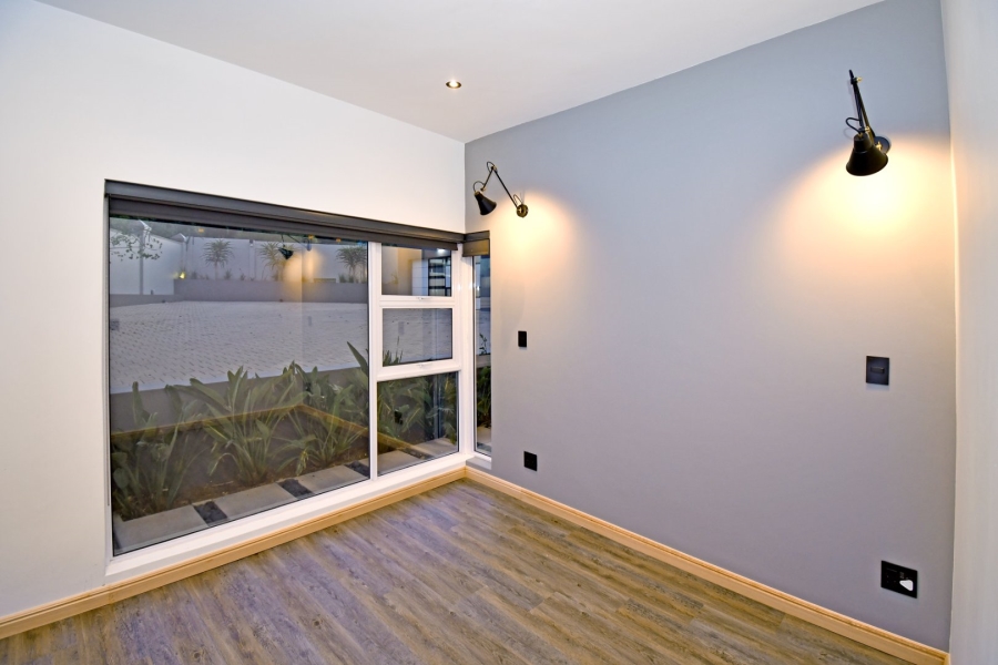 4 Bedroom Property for Sale in Poortview Gauteng