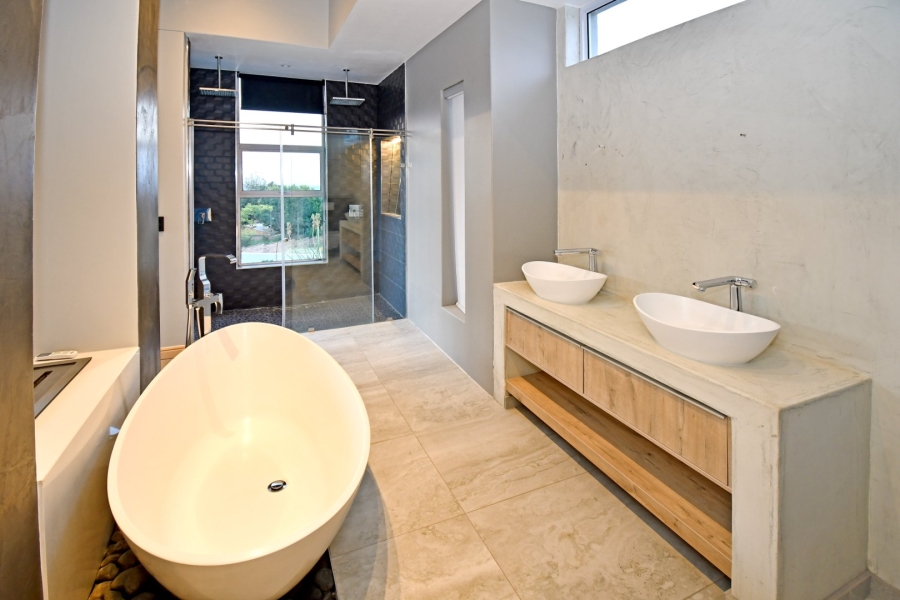 4 Bedroom Property for Sale in Poortview Gauteng