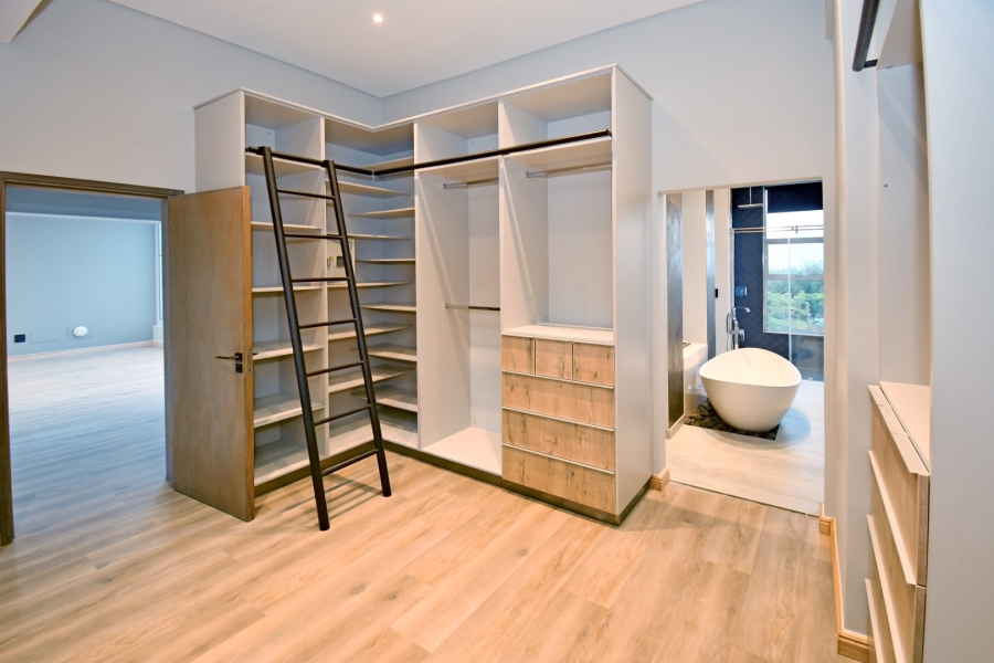 4 Bedroom Property for Sale in Poortview Gauteng