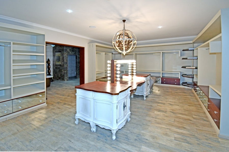 4 Bedroom Property for Sale in Poortview Gauteng