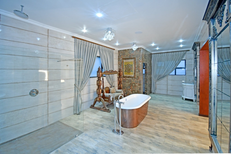 4 Bedroom Property for Sale in Poortview Gauteng