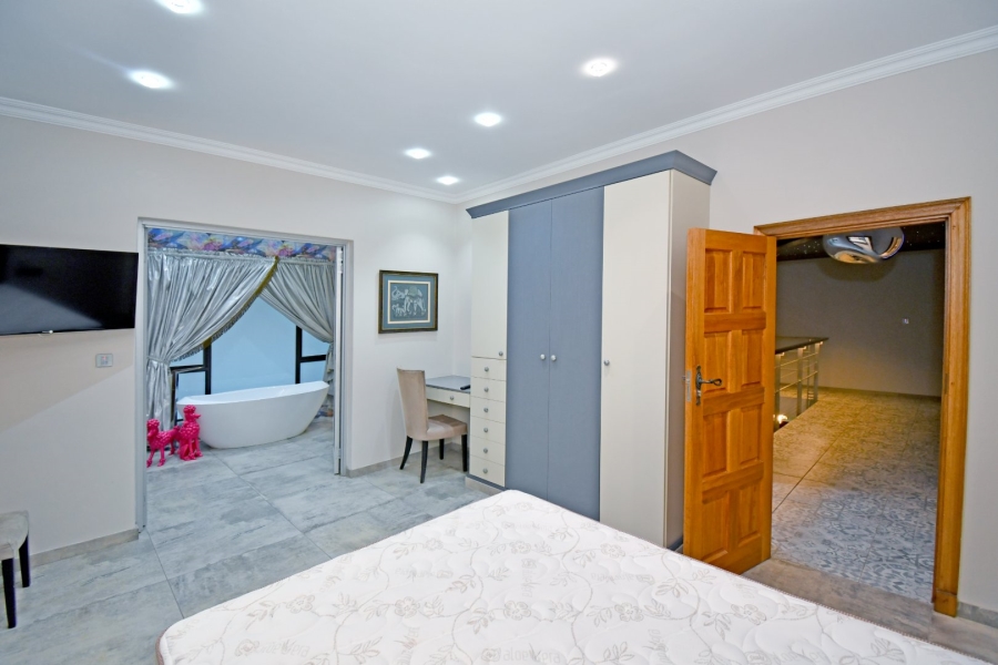4 Bedroom Property for Sale in Poortview Gauteng