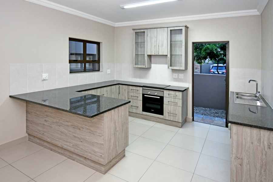 3 Bedroom Property for Sale in Eikenhof Gauteng