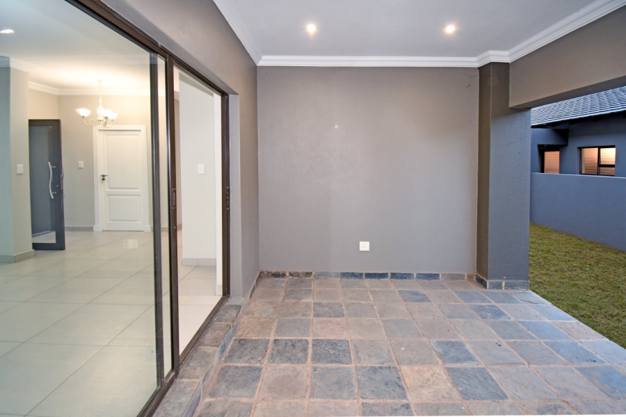 3 Bedroom Property for Sale in Eikenhof Gauteng
