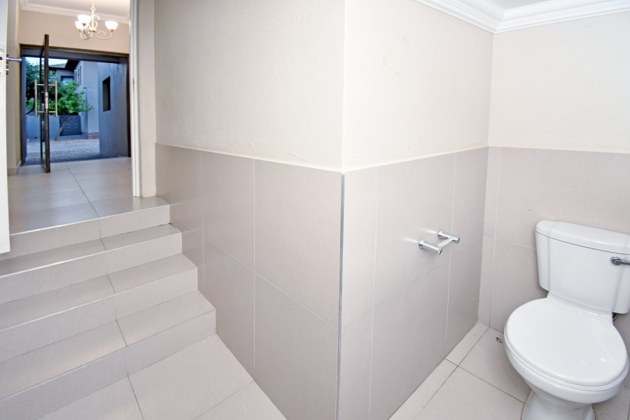 3 Bedroom Property for Sale in Eikenhof Gauteng